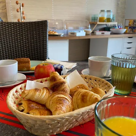 Oda ve Kahvaltı Le Relais De Campagne 3*