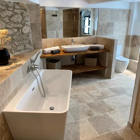 Oda ve Kahvaltı Le Relais De Campagne 3*